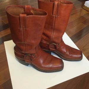 Frey harness boots 7M brown