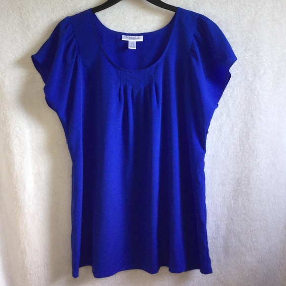Motherhood Maternity Tops - ✨SALE✨Motherhood Maternity shirt - Medium