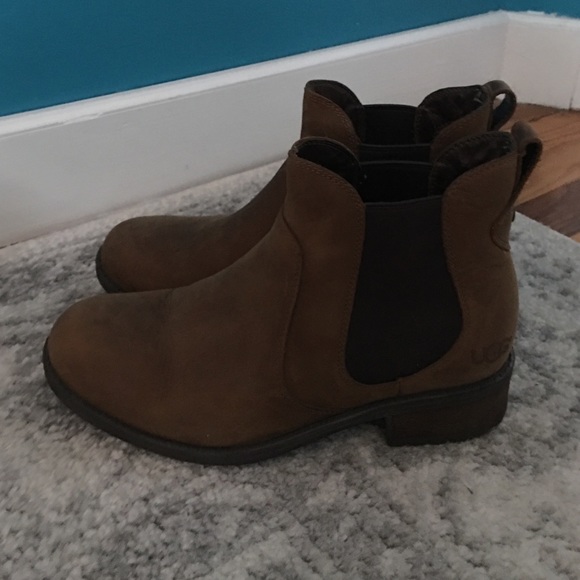 Chestnut Ugg Ankle Booties