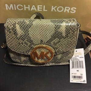 TRADE with Shari527 please don't buy!!