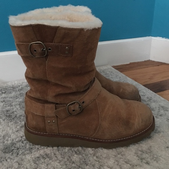 Chestnut Ugg Strap Boots