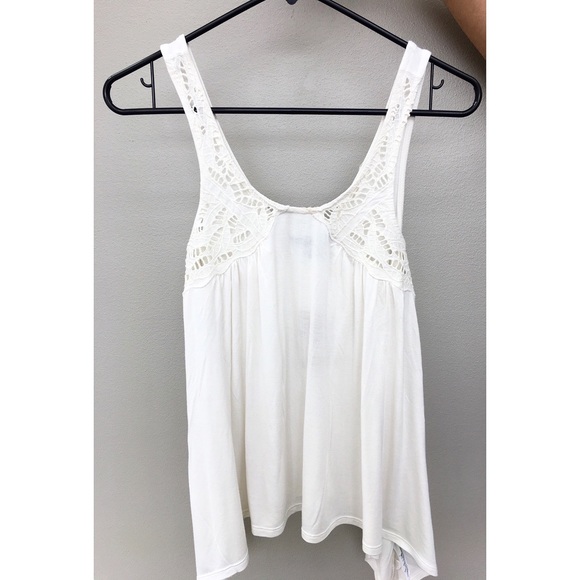 American Eagle White casual Tank