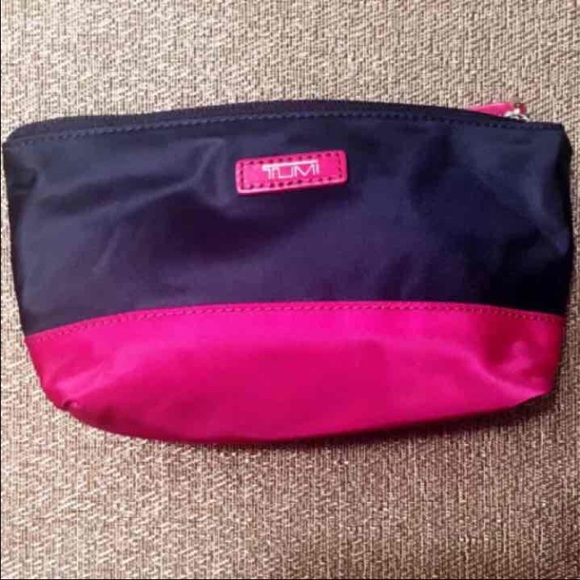 NWOT TUMI makeup travel bag