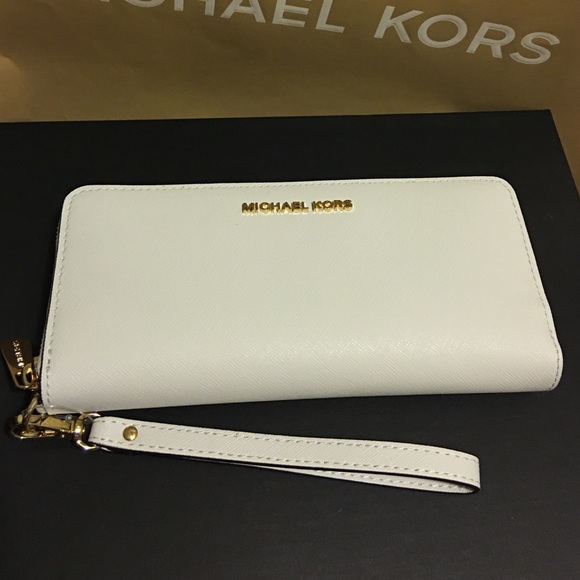Michael Kors wallet
