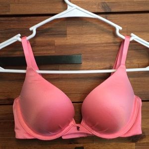 Victoria's Secret Fabulous Bra