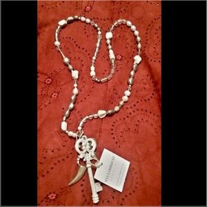 😍😍ONE OF A KIND MYA LAMBRECHT NECKLACE😍😍