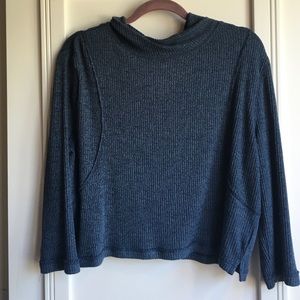 Free people ribbed crop turtleneck!