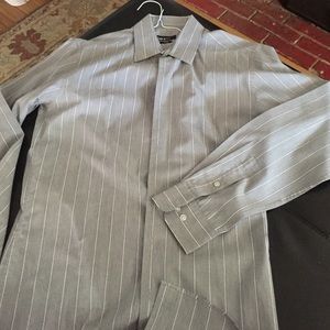 Bar III button up
