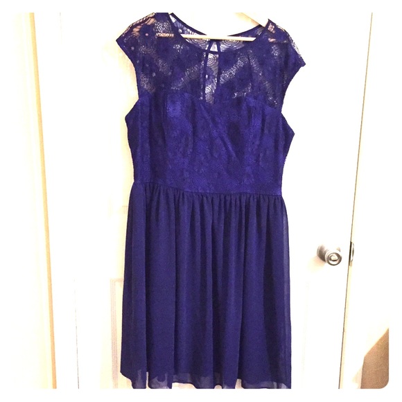 *NEW* Mod Cloth Dress in Midnight Blue