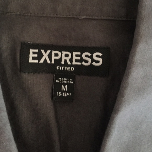 Express short sleeve button up - Picture 2 of 2