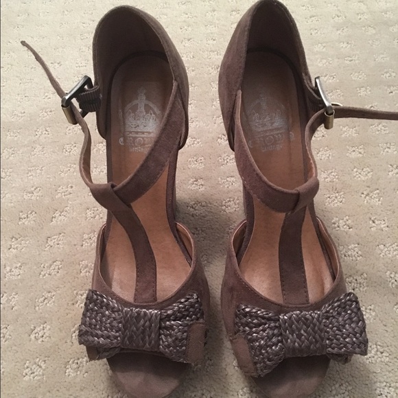 Brown heels