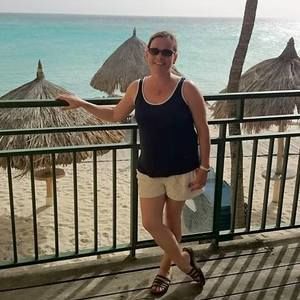 Meet your Posher, Avery