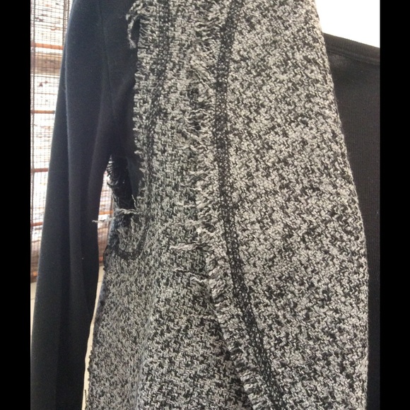 Mixed Pattern Tweed Vest - Picture 2 of 4