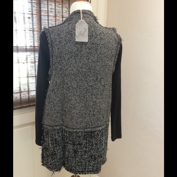 Mixed Pattern Tweed Vest - Picture 3 of 4