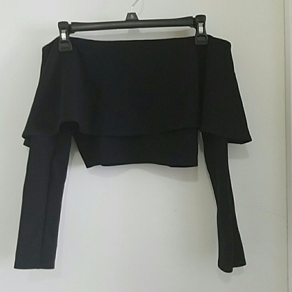 Forever 21 off the shoulders crop top