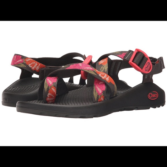 Chacos - Picture 3 of 4