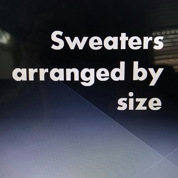 Sweaters🎄🎄🎄🎄 - Picture 1 of 1