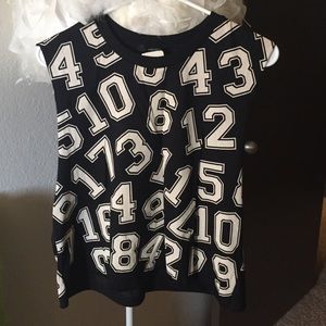 Forever 21 top.brand new. 4pc