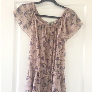 Flutter sleeve tunic