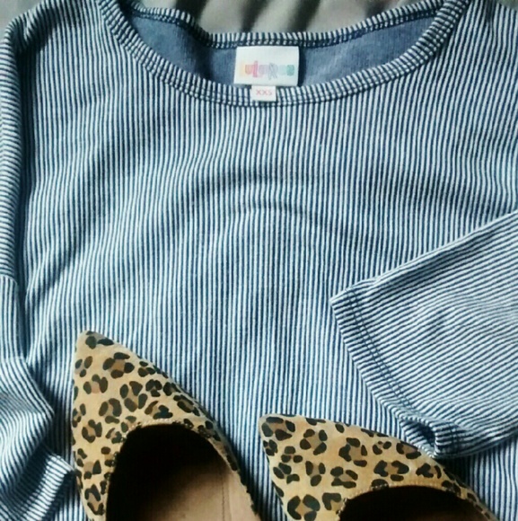 Lularoe blue and white striped Irma xxs