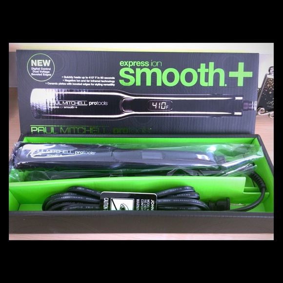 Paul Mitchell Other - Straightener Paul Mitchell brand new