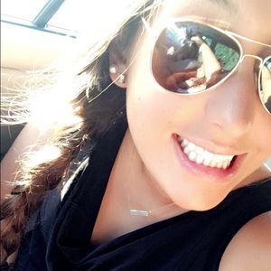 Meet your Posher, Alex