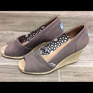 TOMS Wedges
