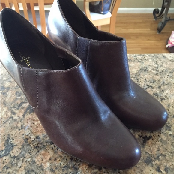 Cole Haan booties NWOT - Picture 2 of 4