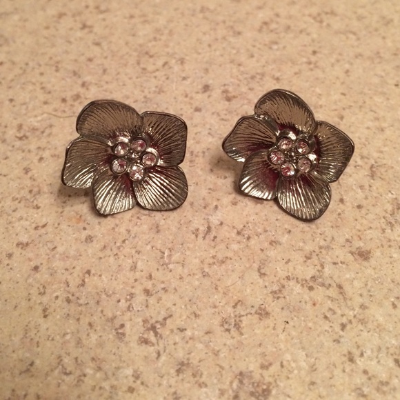 Silver flower earrings