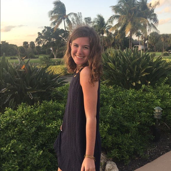 Meet your Posher, Gina - Picture 2 of 2