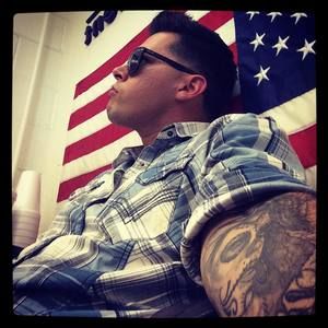 Meet your Posher, Christian