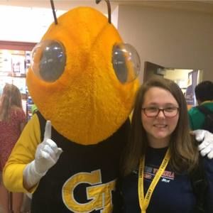 Meet your Posher, Lisa