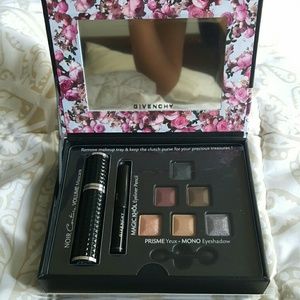 New Givenchy Eye clutch set