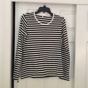 Long sleeve tee