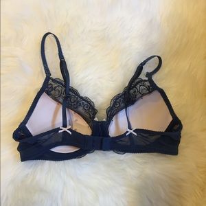 Elle Macpherson Intimates & Sleepwear - Elle Macpherson intimates Sakura bra. 34B. Elle Macpherson Intimates & Sleepwear - Elle Macpherson intimates Sakura bra. 34B.