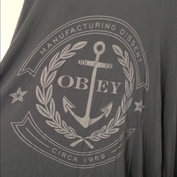 OBEY anchor tank - Picture 2 of 3