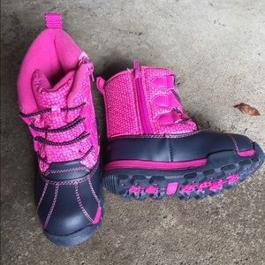 Snow boot
