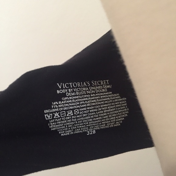 VS Brand New with tags Bra! 💜 - Picture 4 of 4