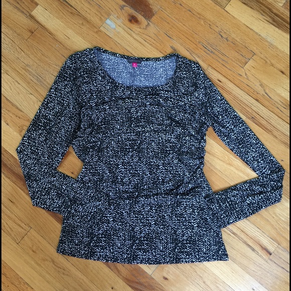 Vince Camuto LS Top Size Medium