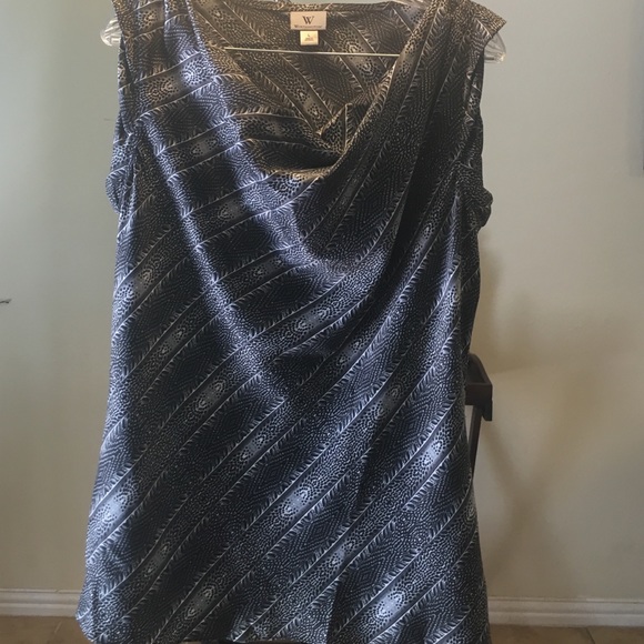 Silver/white/black/multicolored blouse