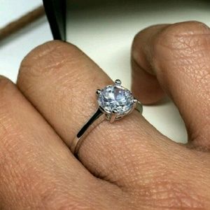 ?SALE?.925 Sterling silver CZ ring