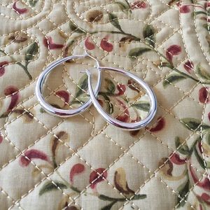 💰REDUCED💰New silver hoops