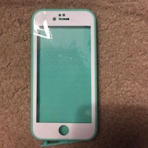 Teal and white waterproof case for iPhone 6/6s