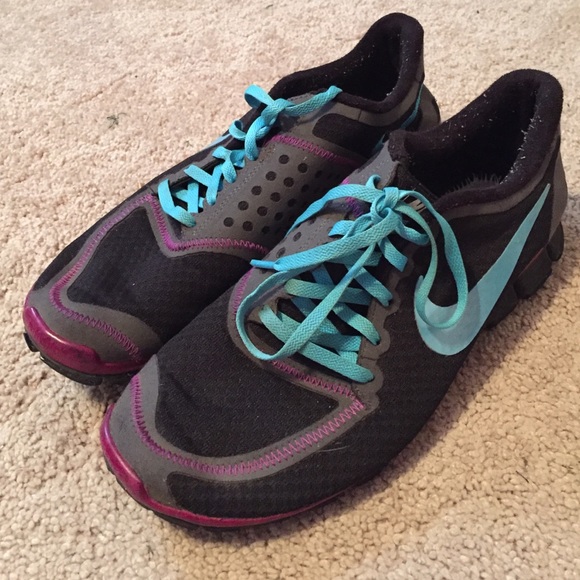 😍25% off 2+😍Nike free run 5.0 size 9