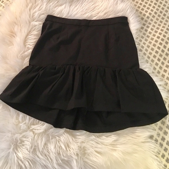 BB Dakota Skirt