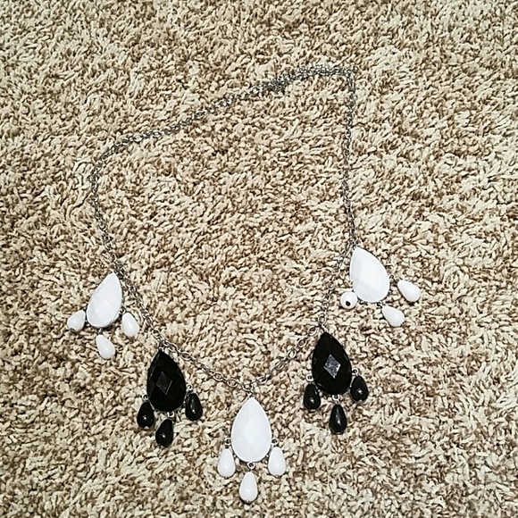 Necklace - Picture 1 of 1