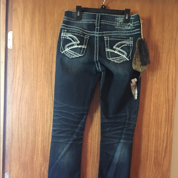 Suki Straight Leg Jeans - Picture 2 of 4