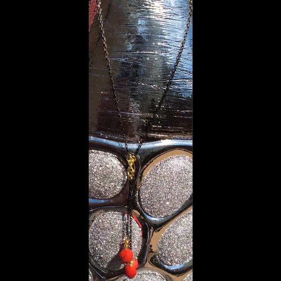 Drop Necklace - Picture 4 of 4