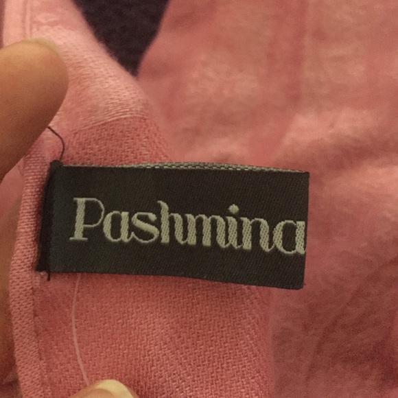 Scarf! - Picture 3 of 3