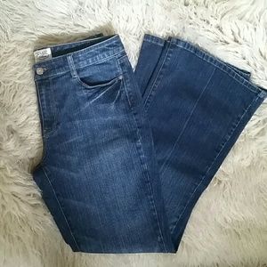 White House Black Market Jeans size 8S